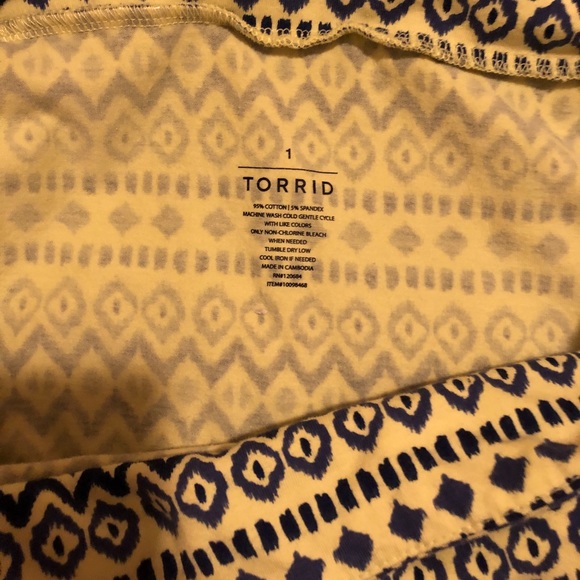 Torrid skirt - Picture 3 of 4